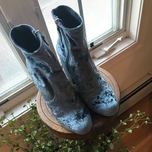 Steve Madden Booties!